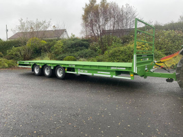 Hogg Engineering 26ft Bale Trailer