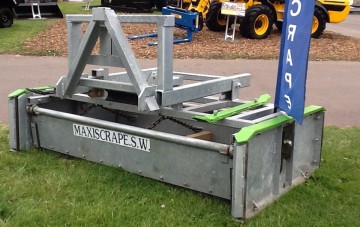 Maxiscrape 6ft 6 Plus Box Yardscraper