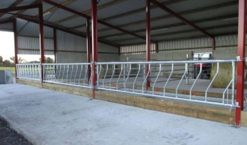 Bó Steel 15ft 7 (4.75m) 60mm End Bay Feed Barrier