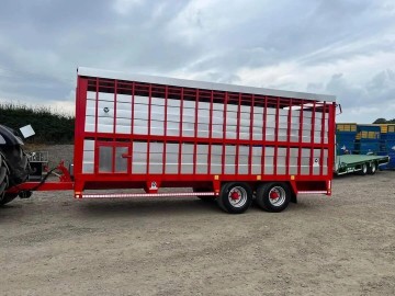 Hogg Engineering 22ft Cattle Trailer