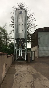 V-MAC 21.5 Tonne Offset Silo