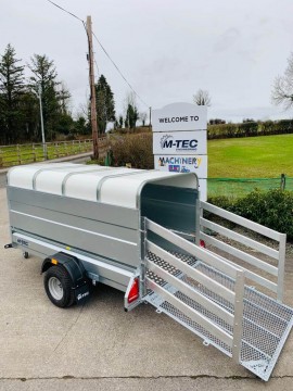 M-Tec 6ft  Canopy Trailer