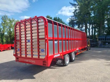 Johnston Bros 28ft Cattle Trailer