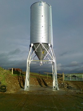 V-MAC 21.5 Tonne Single  Diet Feeder -Gantry Silo