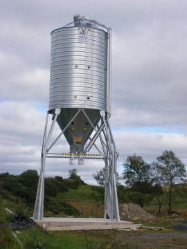 V-MAC 21.5 Tonne Split Diet Feeder - Gantry Silo