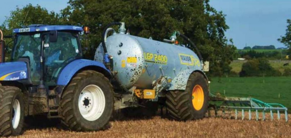 Major Equipment slurry tankers, dribble bars, trailing shoes available on Farm Compare