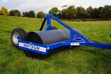 Walter Watson 2.45m x 30" x 12.5mm Water Ballast Land Roller c/w Rear Hydraulic Wheel Kit