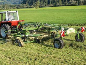 KRONE Swadro TC640 Twin Rotor Centre Delivery Rake