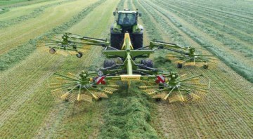 KRONE Swadro TC1370 Four Rotor Centre Delivery Rake