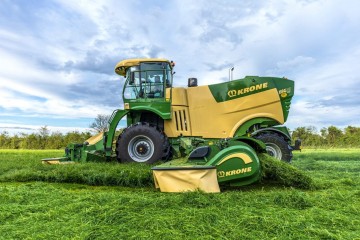 KRONE Big M 450 Self Propelled Mower Conditioner