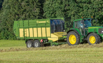 KRONE AX 280 L Forage Wagon