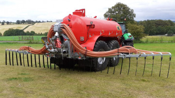 Slurryquip 10.2m Chassis Mounted Dribble Bar