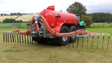 Slurryquip 9.6m Chassis Mounted Dribble Bar