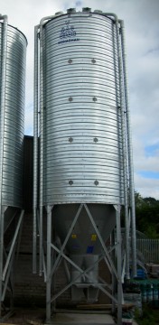 V-MAC 50 Tonne Split Legged Silo