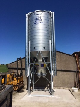 V-MAC 40 Tonne Split Legged Silo