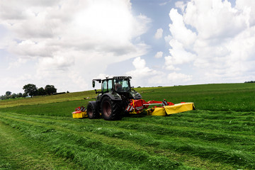 PÖTTINGER EUROCAT 272 Rear Mounted Drum Mower