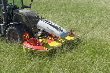 PÖTTINGER EUROCAT 311 ALPHA MOTION PLUS MASTER  Front Mounted Drum Mower