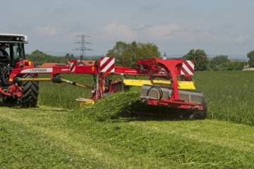 PÖTTINGER NOVACAT 307 T ED COLLECTOR Trailed Mower