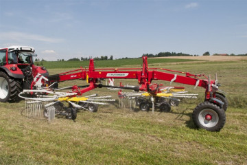 PÖTTINGER TOP 662 Twin Rotor Rake with Side Swath Placement