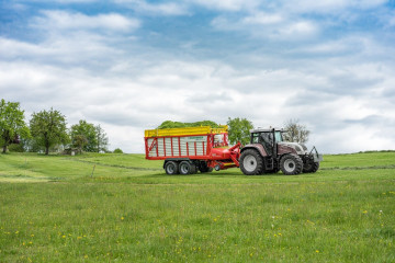 PÖTTINGER FARO 4510 L Rotary Loader Wagon