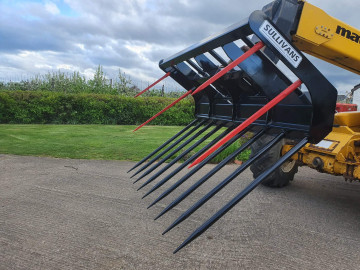 Sullivans Engineering 8ft Buckrake