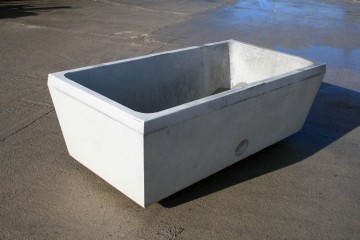 TERRA NutriTECH 225 Gallon Bottom Fill Water Trough (C)